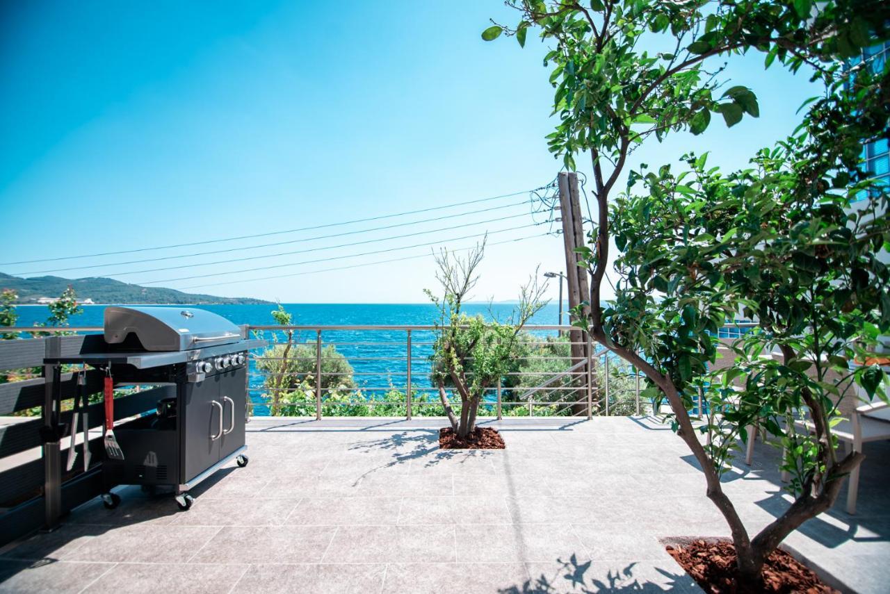 Anemos Seaside Apartment Neos Marmaras Exterior photo
